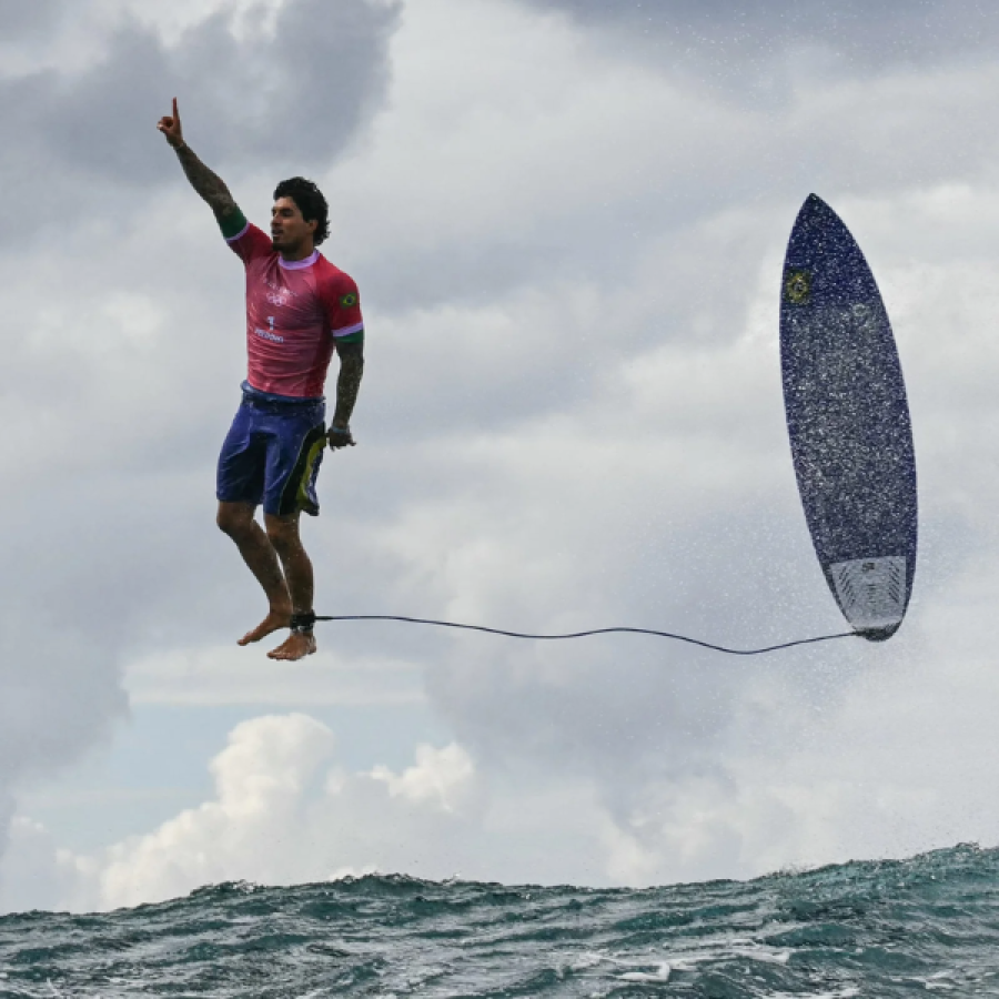 Gabriel Medina comemorando sua bateria/Foto:Jerome Brouillet
